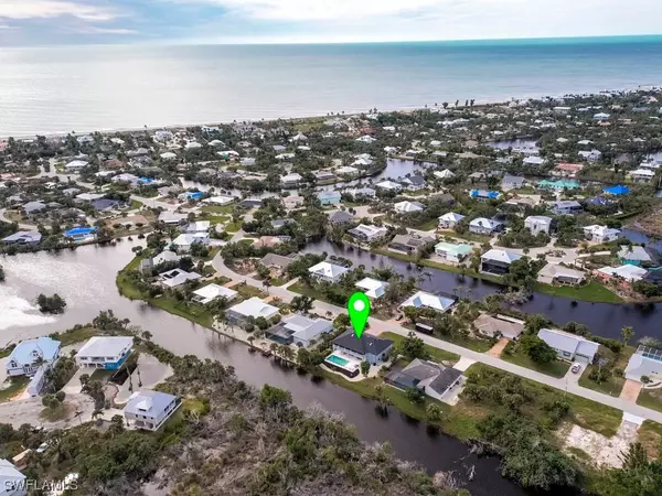 696 Durion CT, Sanibel, FL 33957