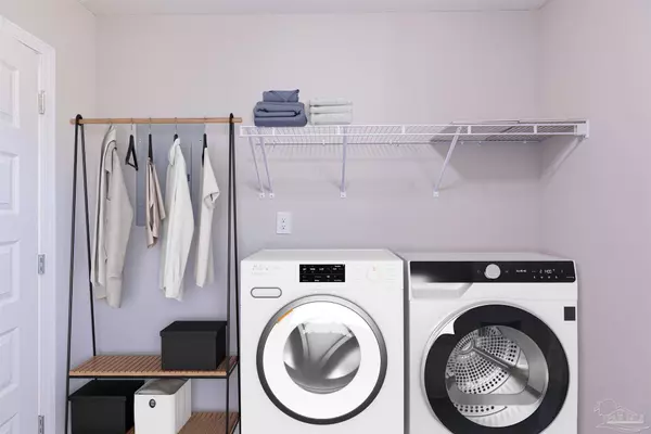 7268 Rolling Hills Rd, Pensacola, FL 32505