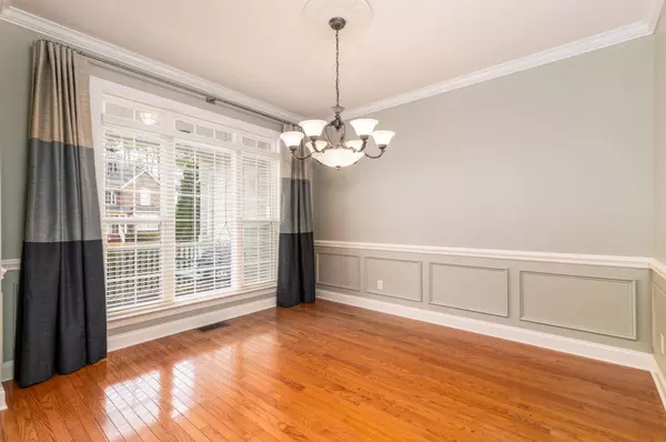 102 Glen Abby Dr, Summerville, SC 29483