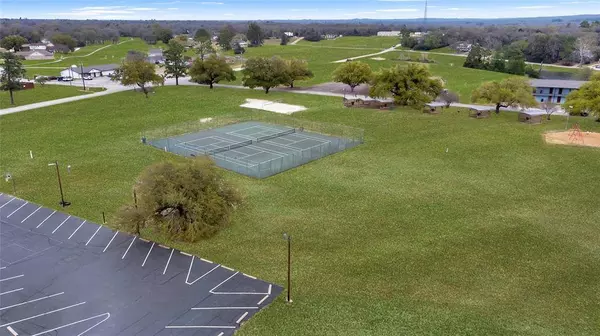 98 Ranchview, Hilltop Lakes, TX 77871