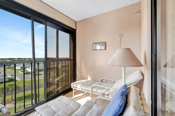 6866 Huntington LN 707, Delray Beach, FL 33446