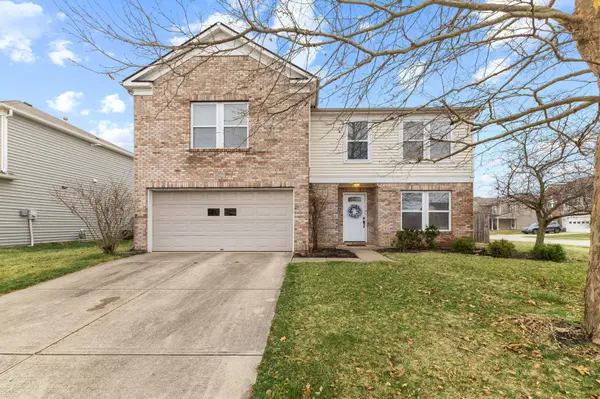 10227 McClain DR, Brownsburg, IN 46112