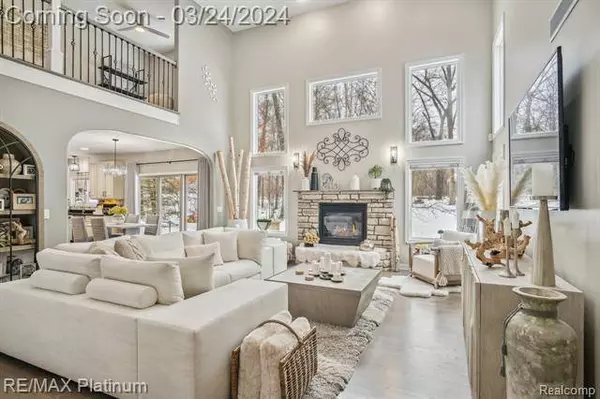 447 Timbermill Lane, Howell, MI 48843