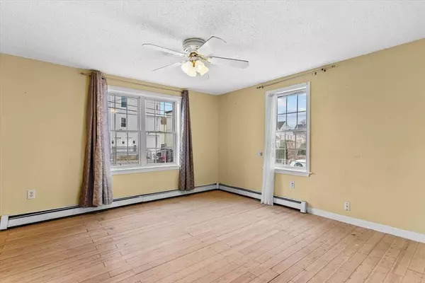 92A Tenney St #A-, Methuen, MA 01844