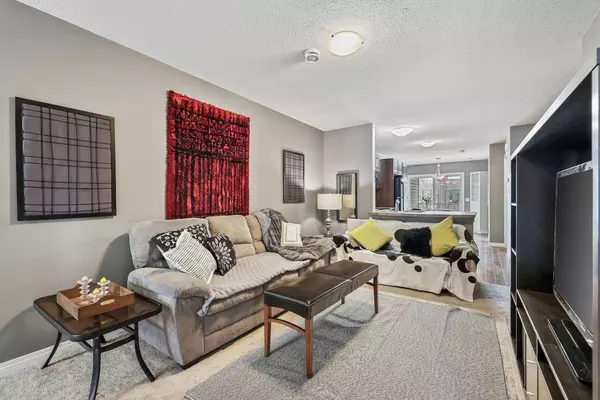 134B 6 AVE, Strathmore, AB T1P 1B8