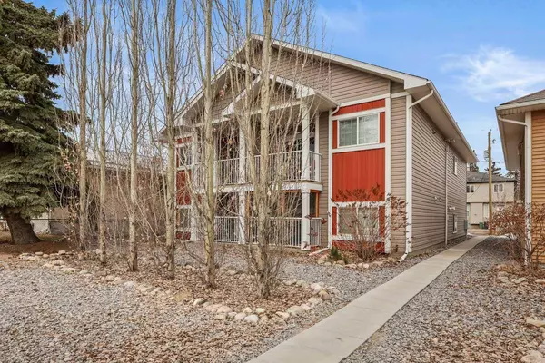 134B 6 AVE, Strathmore, AB T1P 1B8