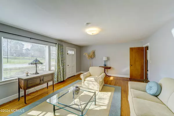 424 W Nash Street, Spring Hope, NC 27882