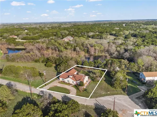 8027 Fawn DR, Whitney, TX 76692