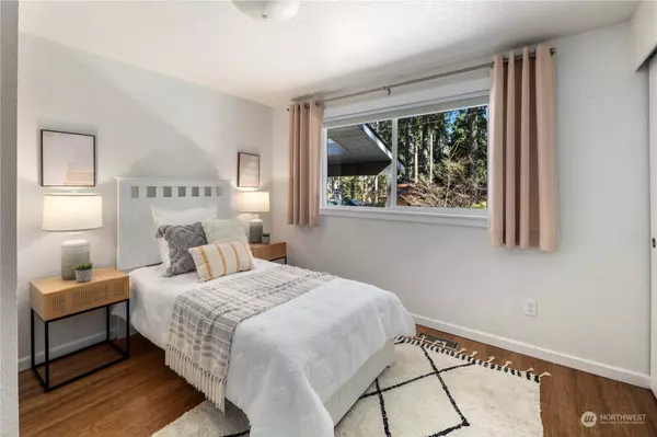 11 143rd ST SE, Lynnwood, WA 98087