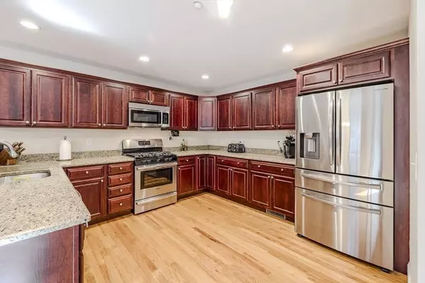 193 Elm St #707, North Reading, MA 01864