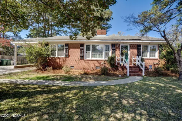 604 N Howard Circle, Tarboro, NC 27886