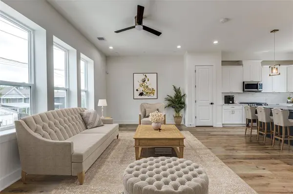 728 E 33rd ST, Houston, TX 77022