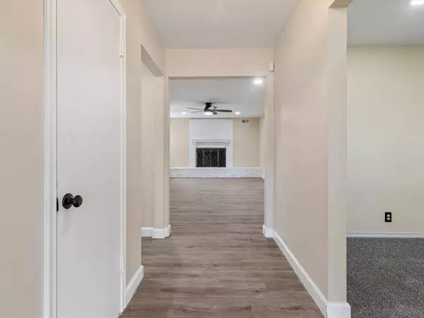 334 Mizell Street, Duncanville, TX 75116