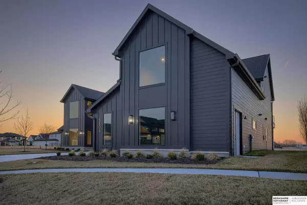 5804 N 292 Circle, Valley, NE 68064