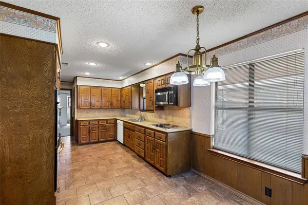 2320 San Miguel Street, Sherman, TX 75092