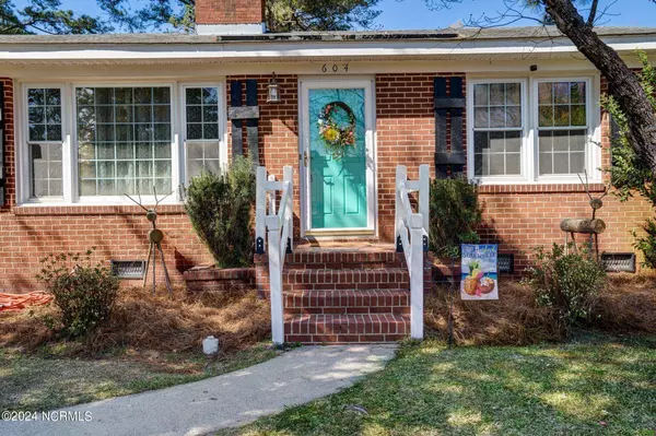 604 N Howard Circle, Tarboro, NC 27886