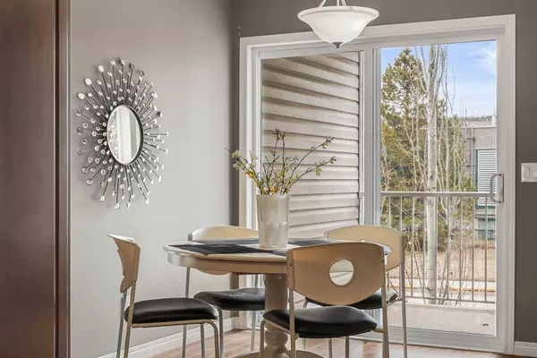 134B 6 AVE, Strathmore, AB T1P 1B8