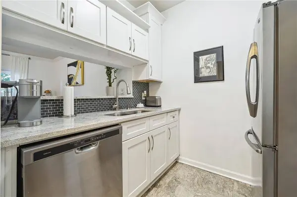 2106 River Green DR NW, Atlanta, GA 30327