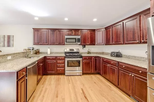 193 Elm St #707, North Reading, MA 01864