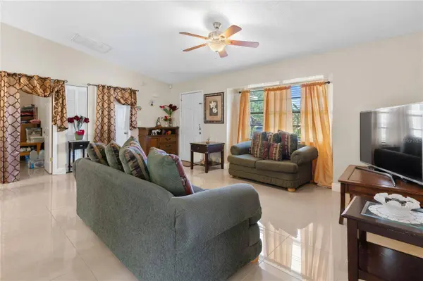 257 CRANBROOK DR, Kissimmee, FL 34758
