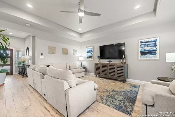 1312 MEYER PKWY, New Braunfels, TX 78132-3459