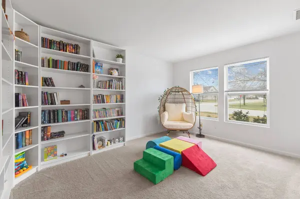 10227 McClain DR, Brownsburg, IN 46112