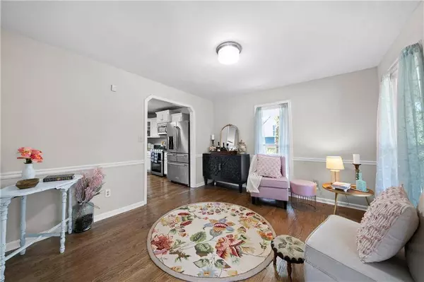 482 Bone CIR, Dallas, GA 30132