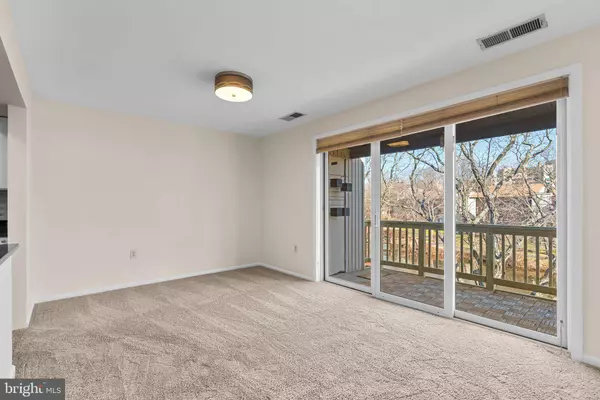 10109 WINDSTREAM DR #6, Columbia, MD 21044