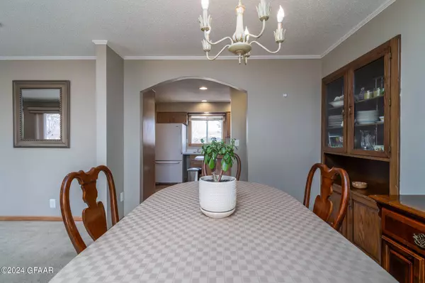 545 6TH Avenue SE, Mayville, ND 58257