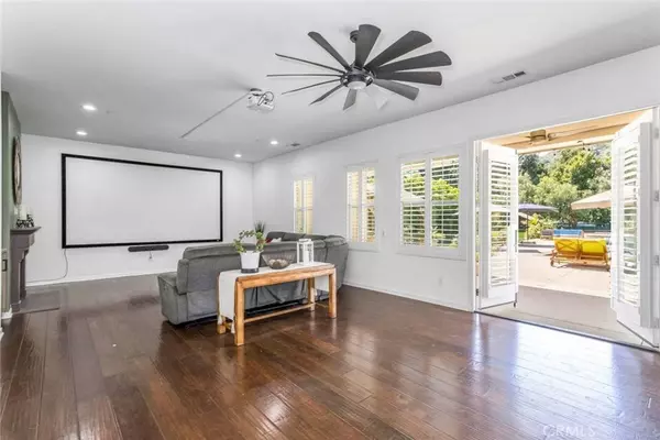 10883 Bee Canyon RD, Chatsworth, CA 91311