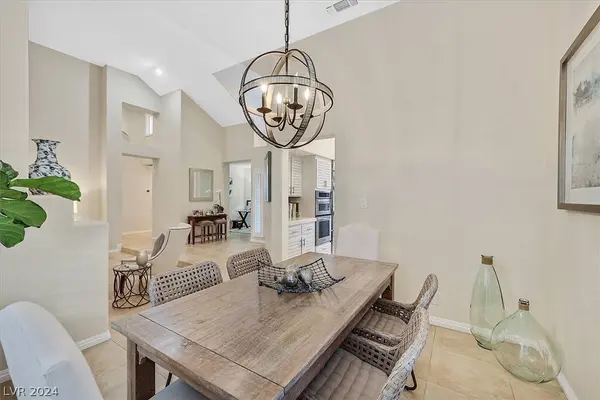 5035 Shoal Creek Circle, Las Vegas, NV 89113