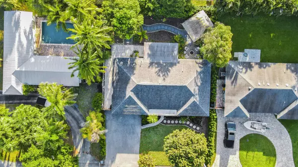 366 Maple AVE, Tequesta, FL 33469