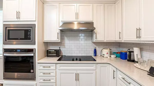 10249 FOLLY BEACH RD, Orlando, FL 32827