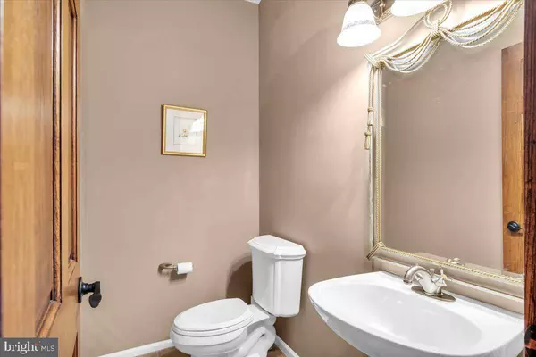 34 PROMENADE PL, Voorhees, NJ 08043