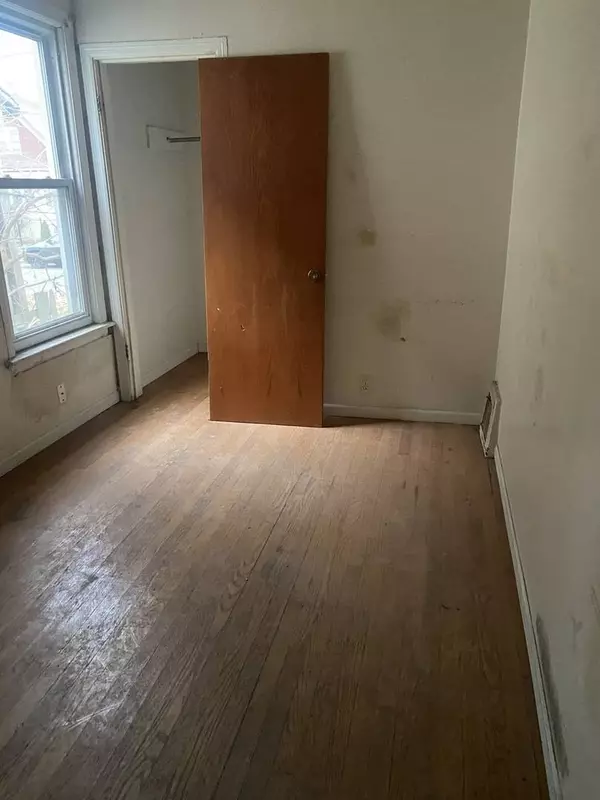 12130 S Lowe AVE, Chicago, IL 60628