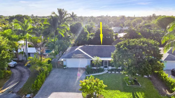 366 Maple AVE, Tequesta, FL 33469