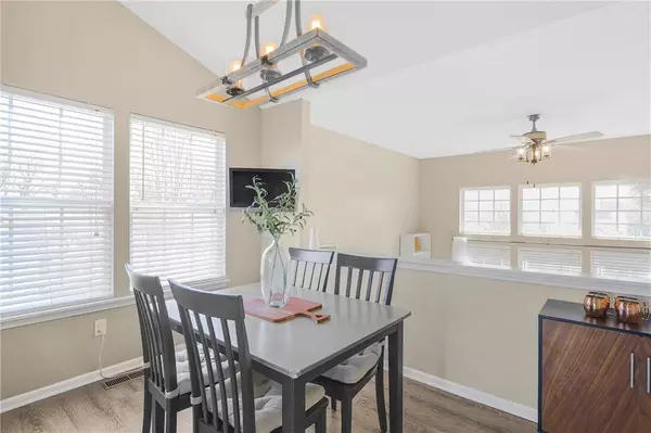 1230 Starbrooke DR, Louisburg, KS 66053