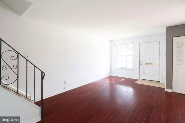 7015 RIDGE AVE #12, Philadelphia, PA 19128