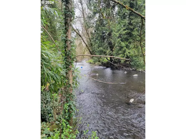 3815 SE ALDERCREST RD, Milwaukie, OR 97222