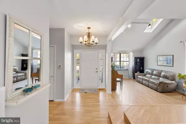 97 TENBY CHASE DR, Voorhees, NJ 08043