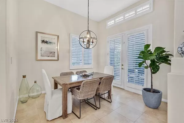 5035 Shoal Creek Circle, Las Vegas, NV 89113