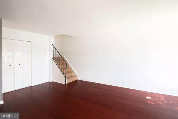 7015 RIDGE AVE #12, Philadelphia, PA 19128