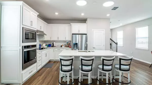 10249 FOLLY BEACH RD, Orlando, FL 32827