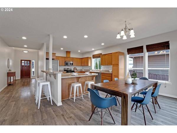 16049 GODON WAY, Oregon City, OR 97045