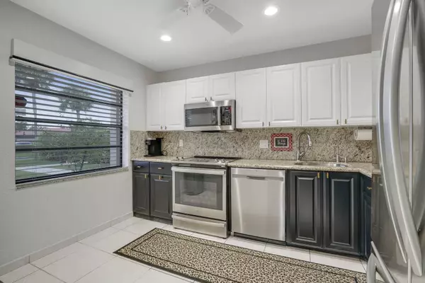 7896 Eastlake DR 21-A, Boca Raton, FL 33433