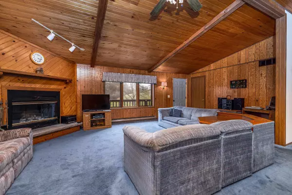 26-39 Lake Carroll Boulevard, Lanark, IL 61046