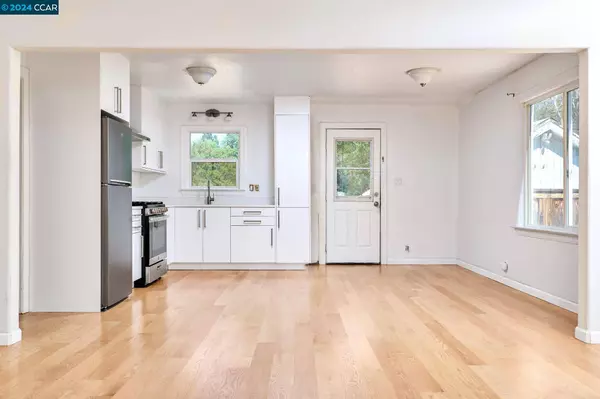 3631 Walnut Ave, Concord, CA 94519