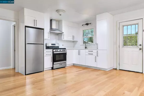 3631 Walnut Ave, Concord, CA 94519