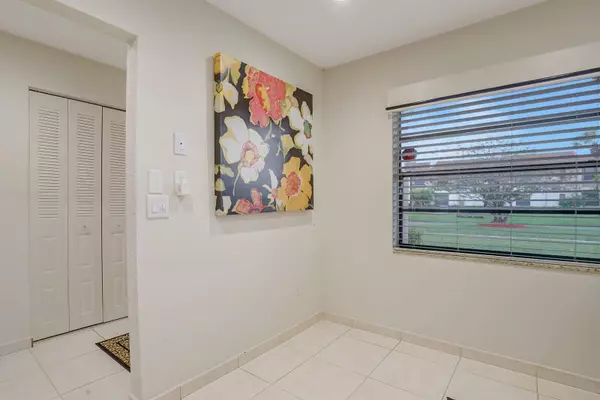 7896 Eastlake DR 21-A, Boca Raton, FL 33433