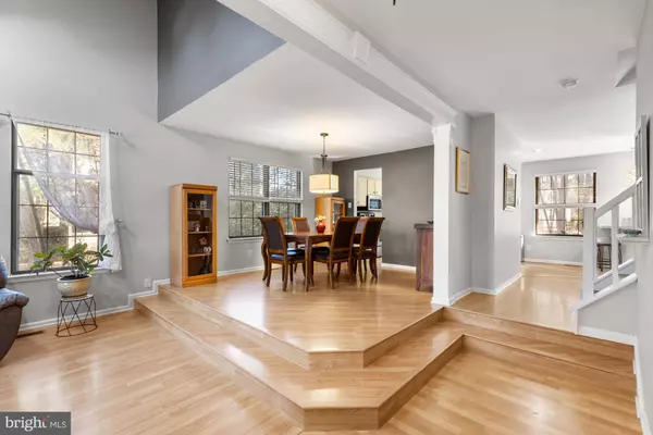 97 TENBY CHASE DR, Voorhees, NJ 08043